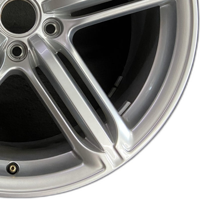 19" AUDI A6 11 19x8.5 5 triple spoke Original OEM Wheel Rim - Close-Up Detail
