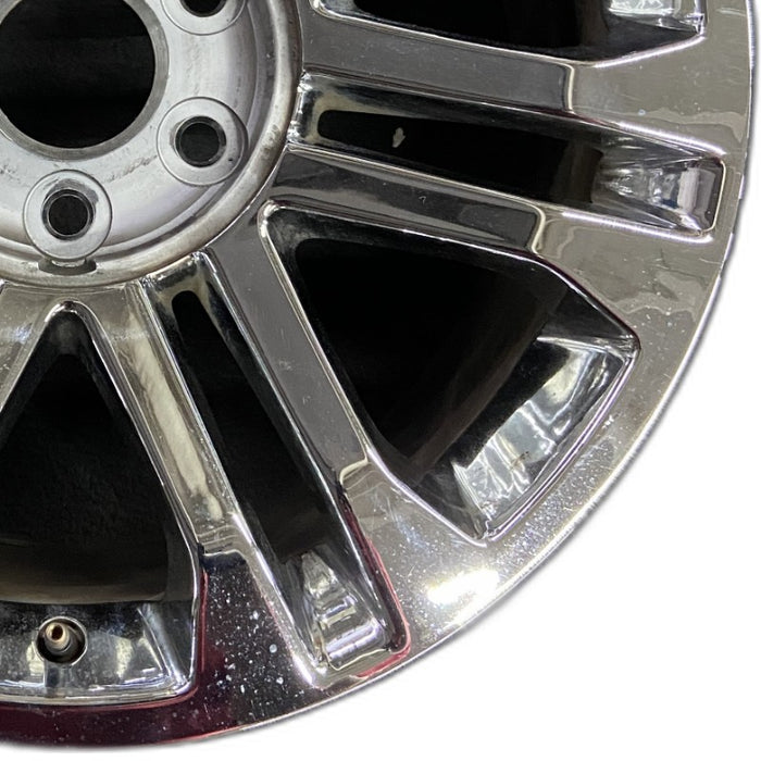 20" ESCALADE 15-20 20x9 7 double spoke opt NZD Original OEM Wheel Rim - Close-Up Detail