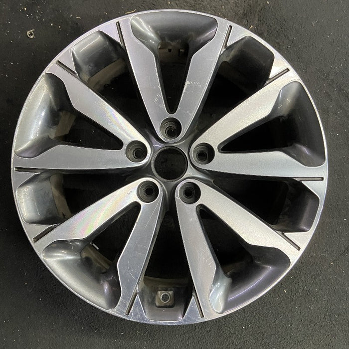 18" SPORTAGE 17 18x7 5 V spoke alloy Original OEM Wheel Rim - Additional View