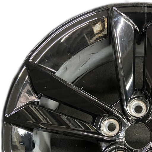 18" MUSTANG 24 18x8.5 5 split spoke Original OEM Wheel Rim - Angle View