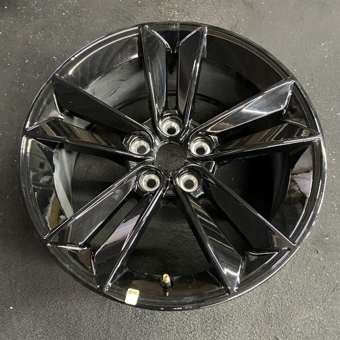 18" MUSTANG 24 18x8.5 5 split spoke Original OEM Wheel Rim - View 7