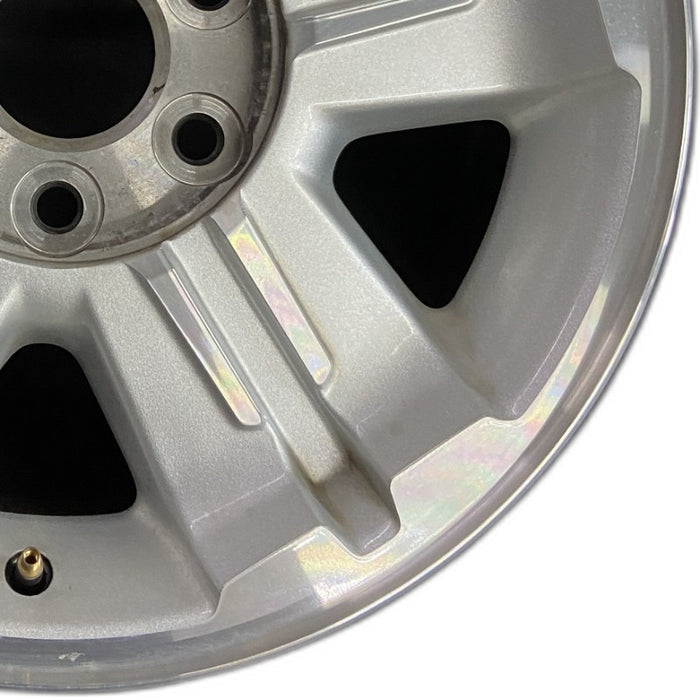 18" AVALANCHE 1500 07 18x8" opt N87 Original OEM Wheel Rim - Close-Up Detail