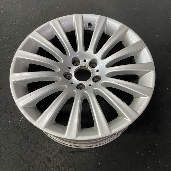 19" BMW 535i GT 10-17 19x8.5 , 15 spoke, flared end spoke Original OEM Wheel Rim - Close-Up Detail