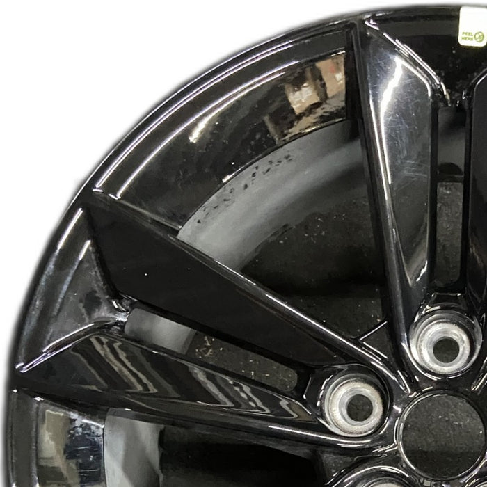 18" MUSTANG 24 18x8.5 5 split spoke Original OEM Wheel Rim - Angle View