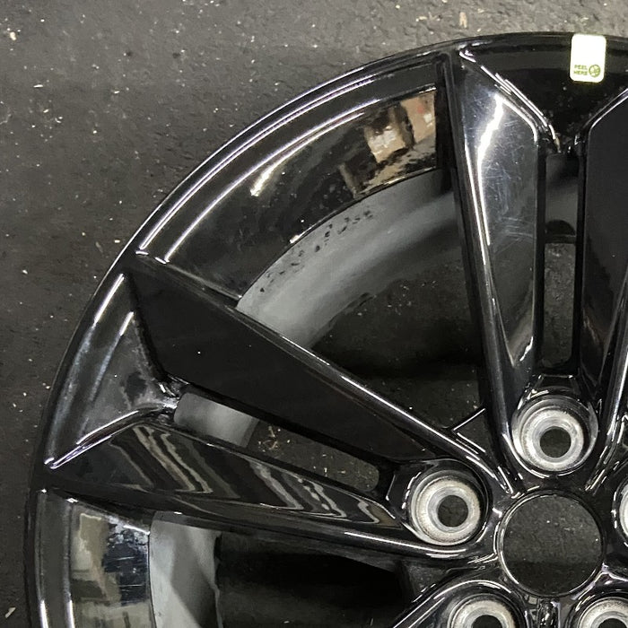 18" MUSTANG 24 18x8.5 5 split spoke Original OEM Wheel Rim - Side Profile