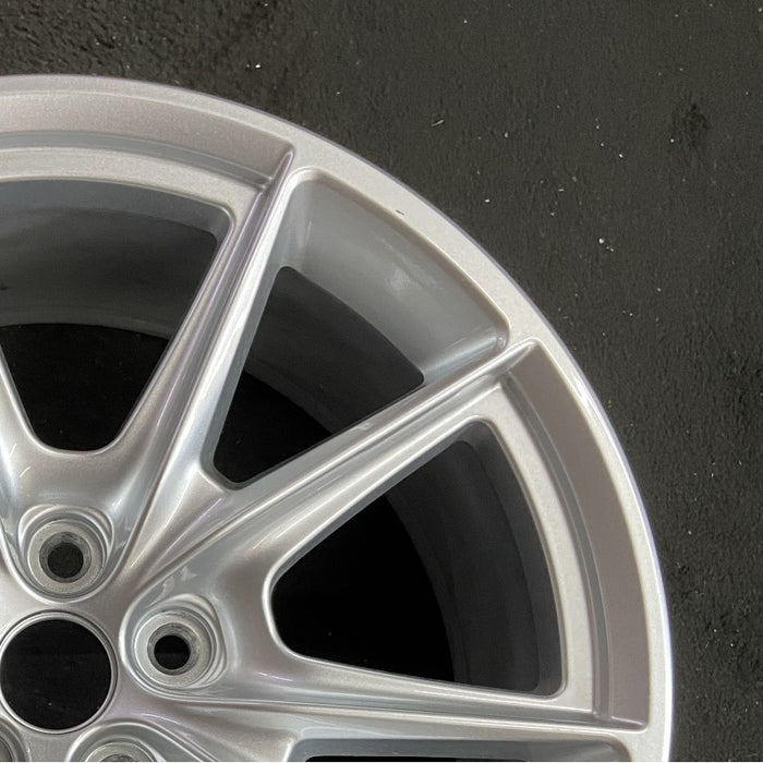 19" MUSTANG 24 19x8.5 5 spoke V spoke Original OEM Wheel Rim - Close-Up Detail