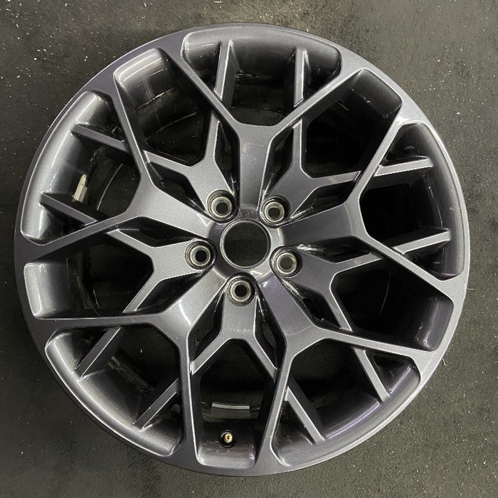 21" GRAND CHEROKEE 23-24 21x9 10 spoke Y spoke Original OEM Wheel Rim - Front View