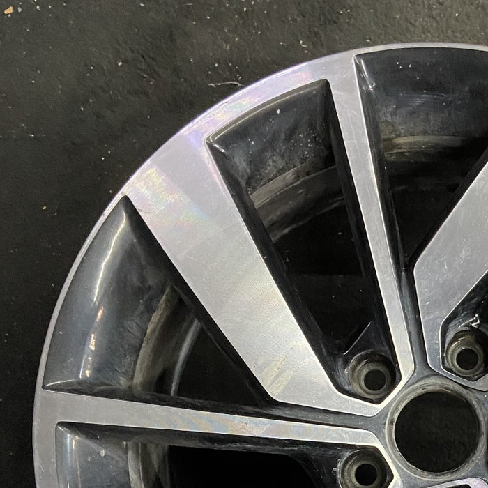 18" JETTA GLI 19-21 18x7.5 alloy 5 double spoke machined face with pockets Original OEM Wheel Rim