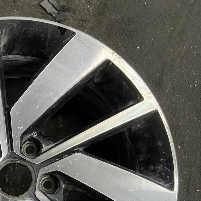 18" JETTA GLI 19-21 18x7.5 alloy 5 double spoke machined face with pockets Original OEM Wheel Rim