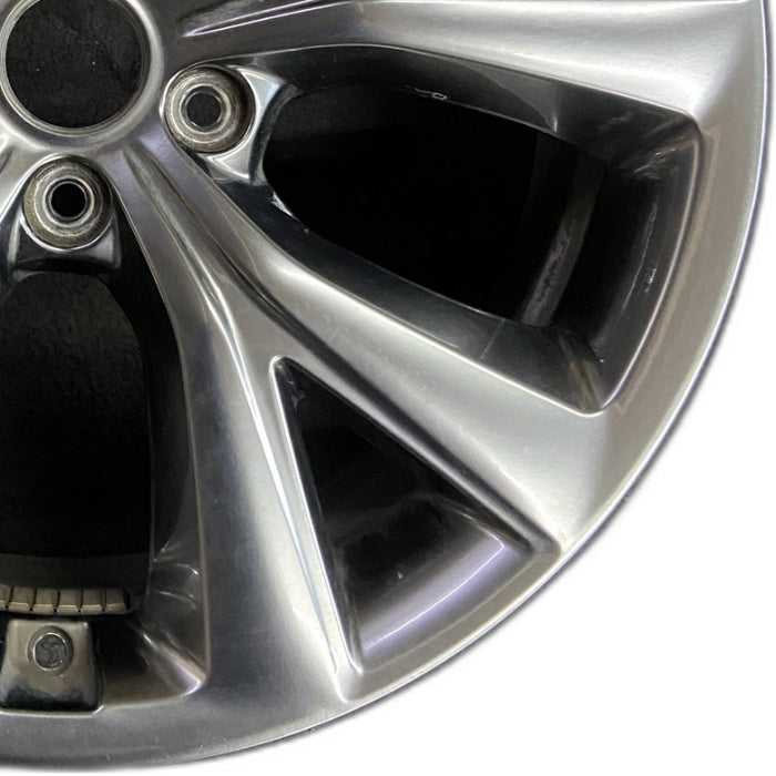 19" SANTA FE 18 19x7.5 alloy 2.0L Sport Original OEM Wheel Rim - Close-Up Detail