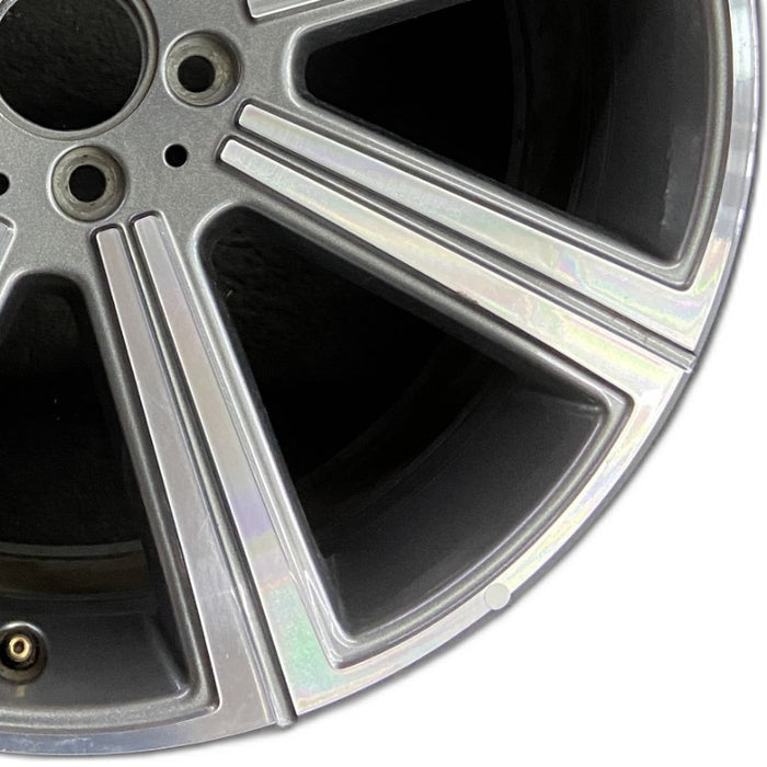 20" MERCEDES GLS-CLASS 20-23 167 Type GLS450 20x8.5 8 spoke Original OEM Wheel - Close-Up Detail