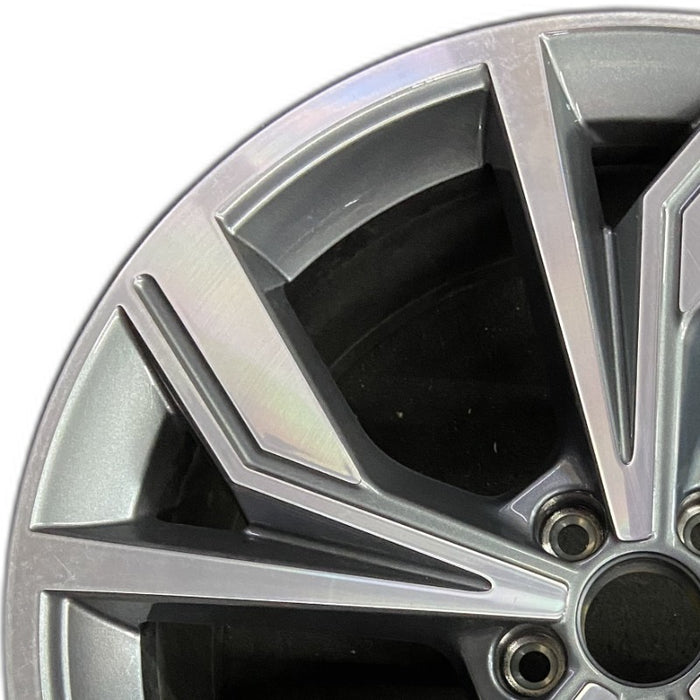 20" Q4 22 20x9 10 spoke bent spoke Original OEM Wheel Rim - Angle View