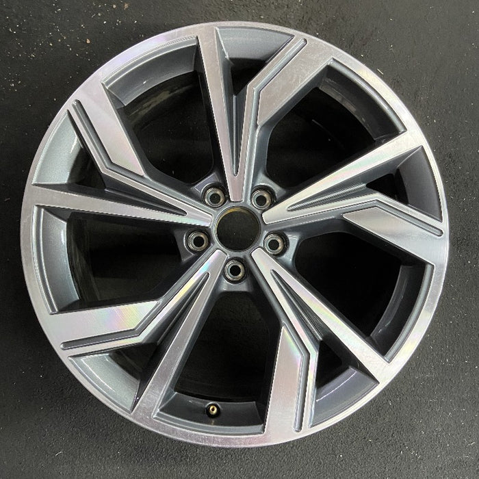 20" Q4 22 20x8 10 spoke bent spoke Original OEM Wheel Rim - Additional View