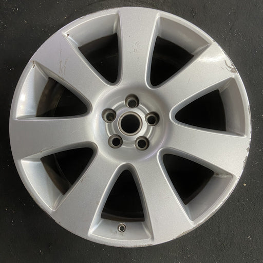 22" RANGE ROVER 13-14 , 22x9.5, 7 spoke Original OEM Wheel Rim - Angle View