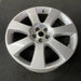 22" RANGE ROVER 13-14 , 22x9.5, 7 spoke Original OEM Wheel Rim - Close-Up Detail