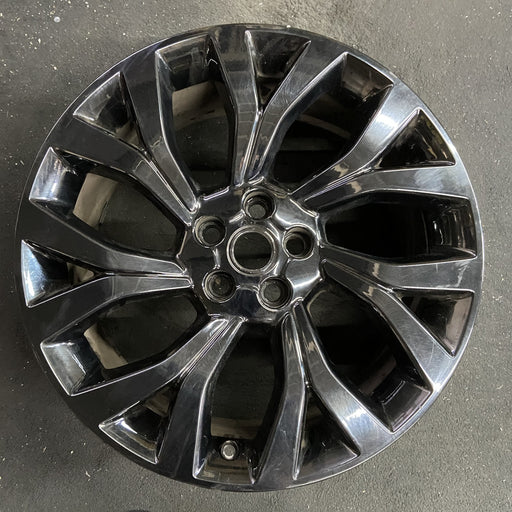 21" RANGE ROVER 18 21x9.5 , 7 Y spoke , silver Original OEM Wheel Rim - Angle View