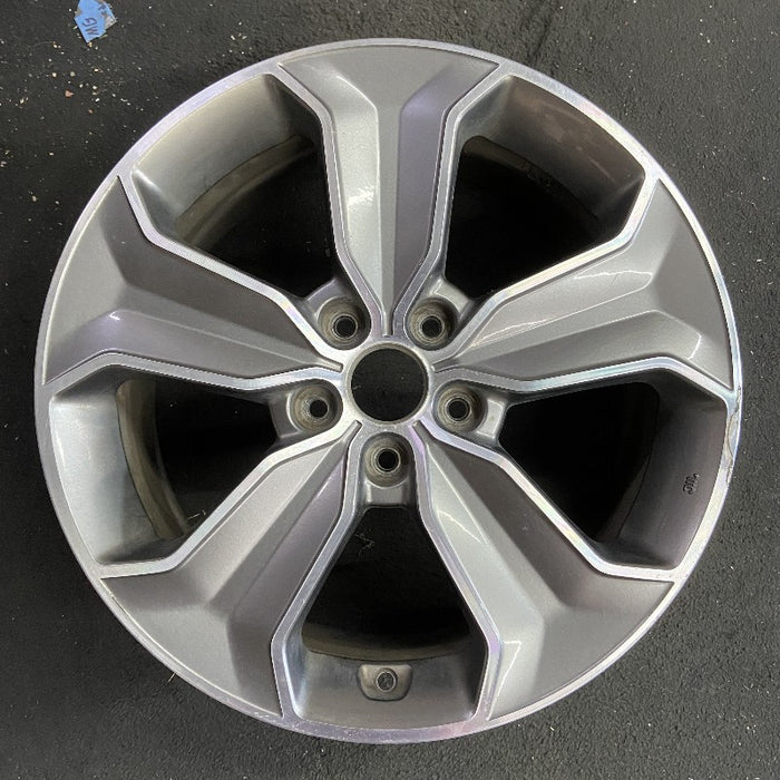 18" SANTA FE 13 18x7.5 alloy 5 spoke 3.3L LWB Original OEM Wheel Rim - Front View