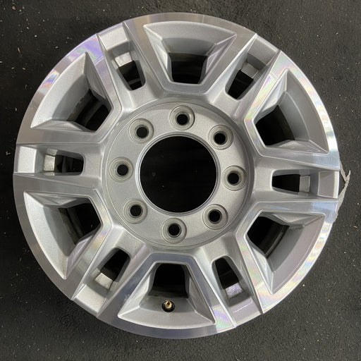 17" SIERRA 2500 PICKUP 20-24 17x7.5, aluminum Original OEM Wheel Rim - Angle View