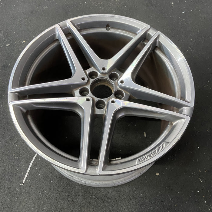 19" MERCEDES C-CLASS 17 205 Type, Conv, C63s, 19x10.5 Original OEM Wheel Rim - Close-Up Detail