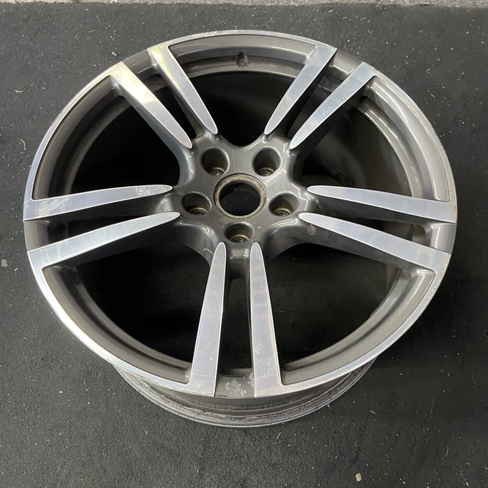 21" PORSCHE CAYENNE 11-18 21x10 , 5 double spoke Original OEM Wheel Rim - Close-Up Detail