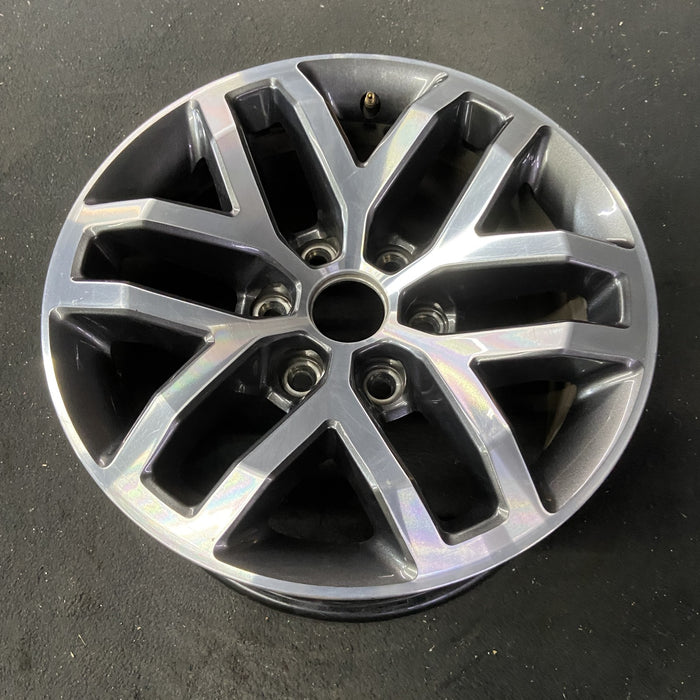 17" FORD F150 RAPTOR 17-20 , 12 spoke , Original OEM Wheel Rim - Close-Up Detail