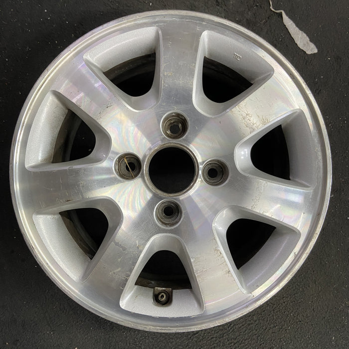 15" ACCORD 00 4 cylinder , 15x6, alloy, 7 spoke, straight spokes Original OEM - Angle View