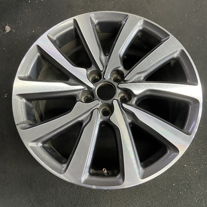 18" MKC 19 18x8 , 10 spoke, machined face with pockets Original OEM Wheel Rim - Side Profile