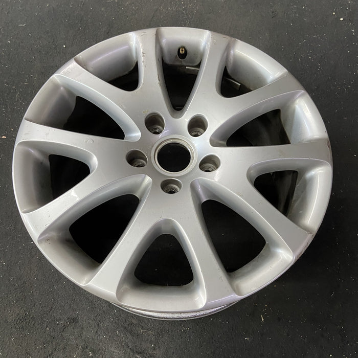 19" TOUAREG 06-10 19x9, 10 spoke Original OEM Wheel Rim - Close-Up Detail