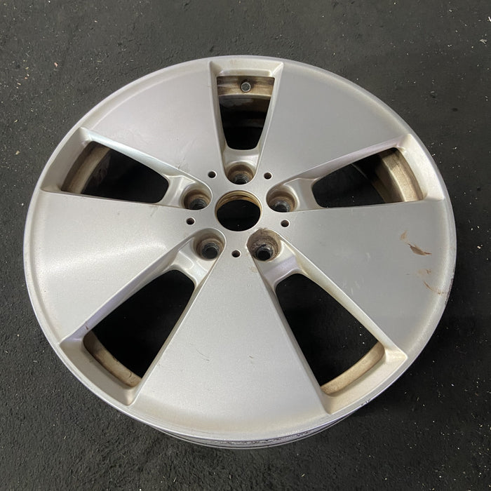 19" BMW i3 14-19 19x5 , 5 spoke, wide spoke Original OEM Wheel Rim - Close-Up Detail