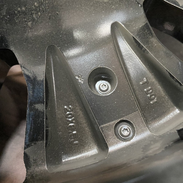 20" SIERRA 2500 PICKUP 24 20x8.5 8 spoke raised spoke machined with black pockets chrome inserts opt Q7F Original OEM Wheel Rim