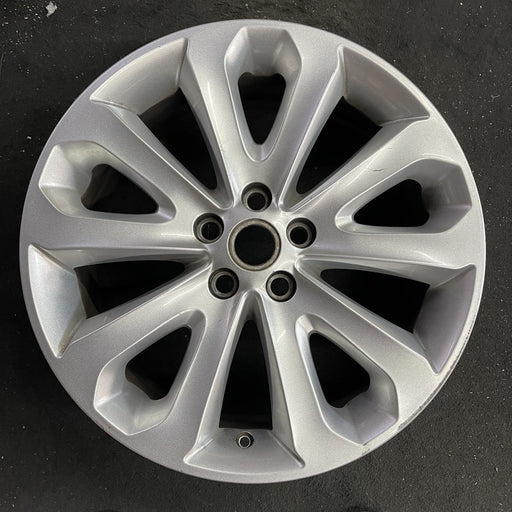 20" RANGE ROVER 13-17 , 20x8.5, , silver Original OEM Wheel Rim - Angle View
