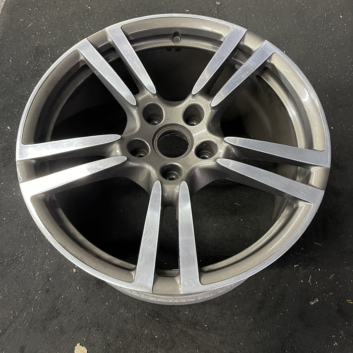 20" PORSCHE PANAMERA 10-16 , 20x11, 5 double spoke Original OEM Wheel Rim - Close-Up Detail