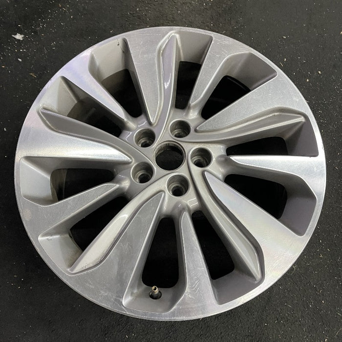 18" ENCORE 17-18 18x7 aluminum 10 spoke gray inlay Original OEM Wheel Rim - View 7