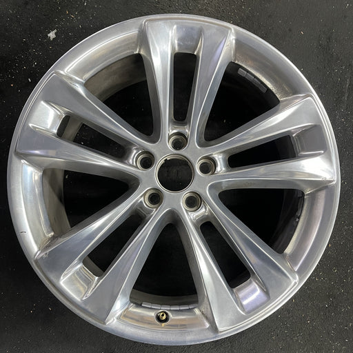20" EXPLORER 18-19 20x8.5, , 10 spoke, polished Original OEM Wheel Rim - Angle View