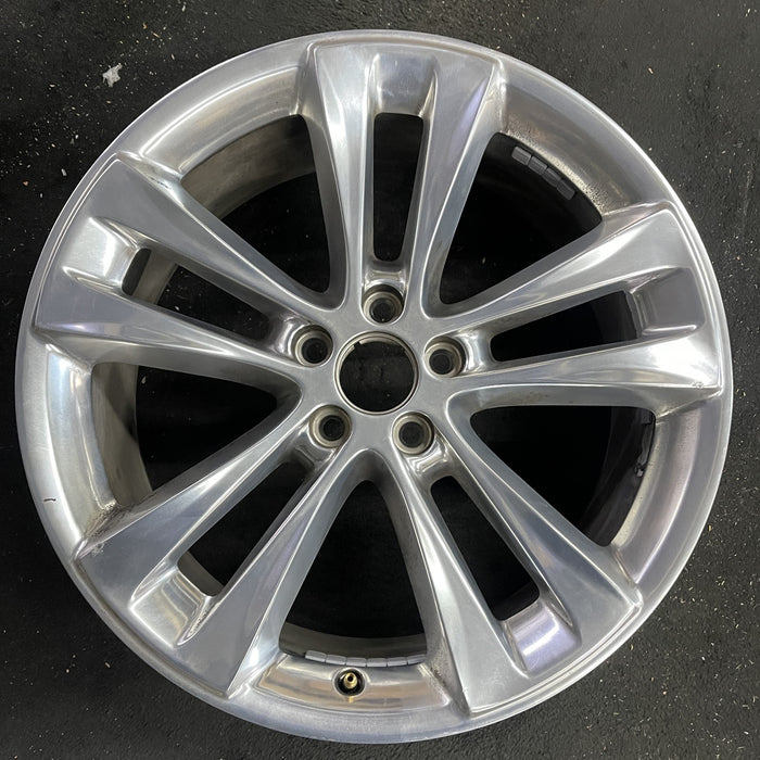20" EXPLORER 18-19 20x8.5, , 10 spoke, polished Original OEM Wheel Rim - Angle View