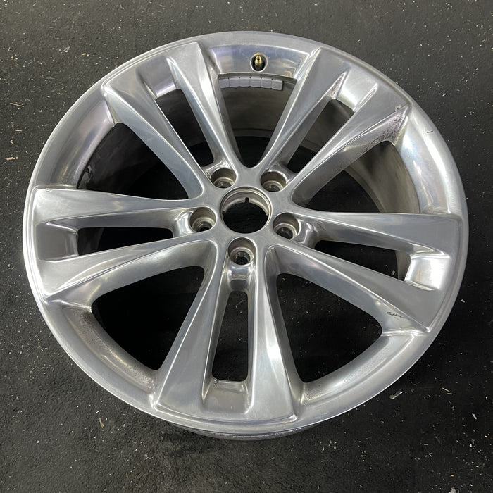 20" EXPLORER 18-19 20x8.5, , 10 spoke, polished Original OEM Wheel Rim - Close-Up Detail