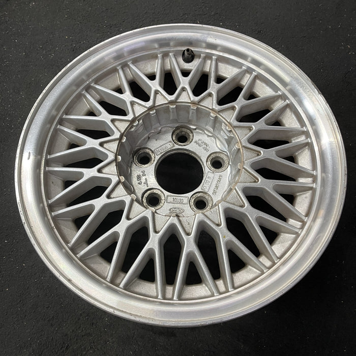 15" COUGAR 92 15x6.5 , w/Anniversary package Original OEM Wheel Rim - Close-Up Detail