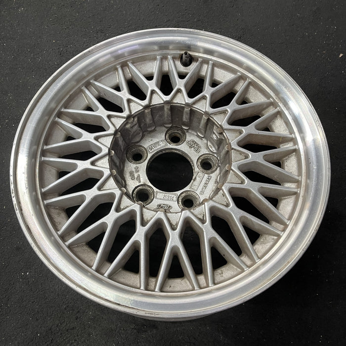 15" COUGAR 92 15x6.5 , w/Anniversary package Original OEM Wheel Rim - Close-Up Detail