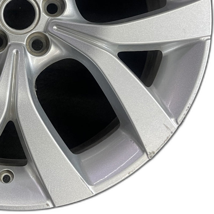 20" DISCOVERY SPORT 20-21 20x8 5 spoke alloy Y spoke Original OEM Wheel Rim - Close-Up Detail