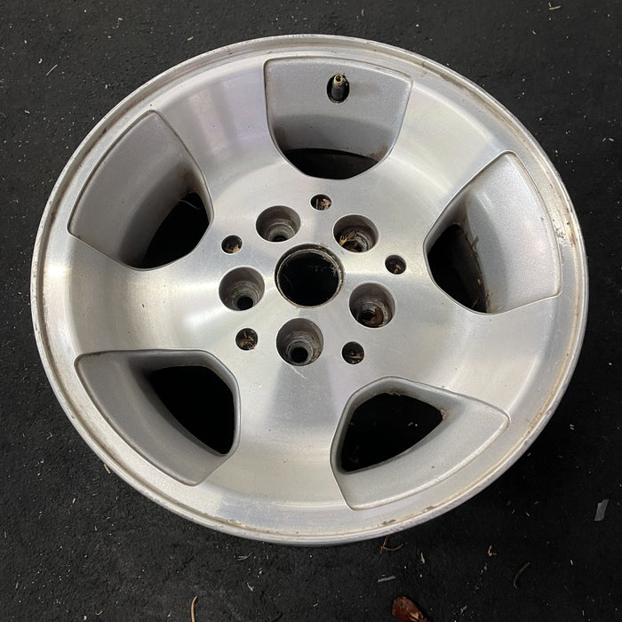 15" WRANGLER 00-03 15x8 Original OEM Wheel Rim - Close-Up Detail
