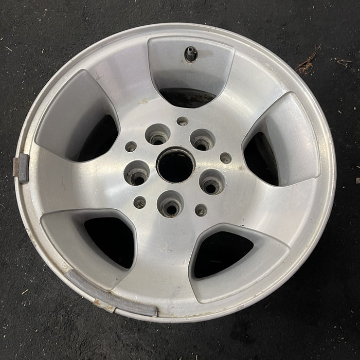 15" WRANGLER 00-03 15x8 Original OEM Wheel Rim - Close-Up Detail