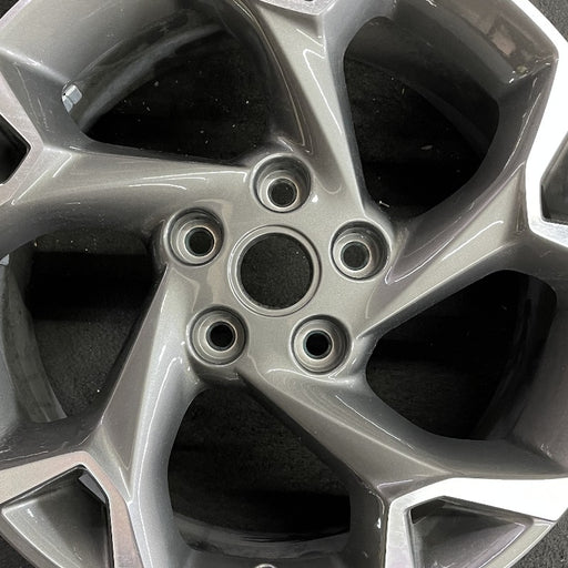 17" TRAX 24 17x7.5 gray opt Q7D Original OEM Wheel Rim - Angle View