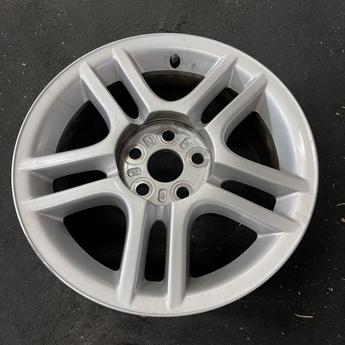 15" CELICA 00-05 15x6.5, alloy Original OEM Wheel Rim - Close-Up Detail