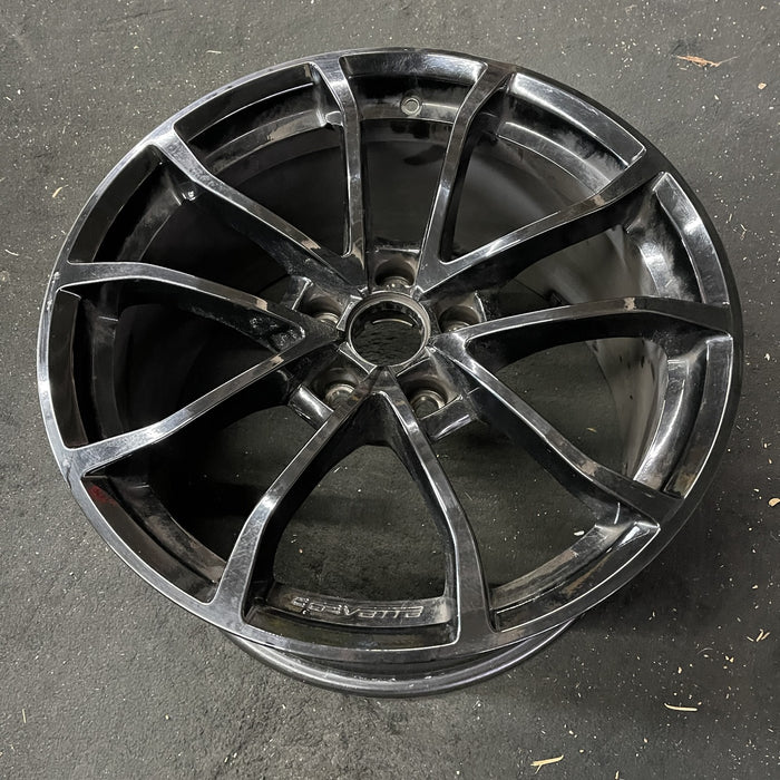 19" CORVETTE 12 19x10, front, 10 spoke, black, no red stripe Original OEM Wheel - Close-Up Detail