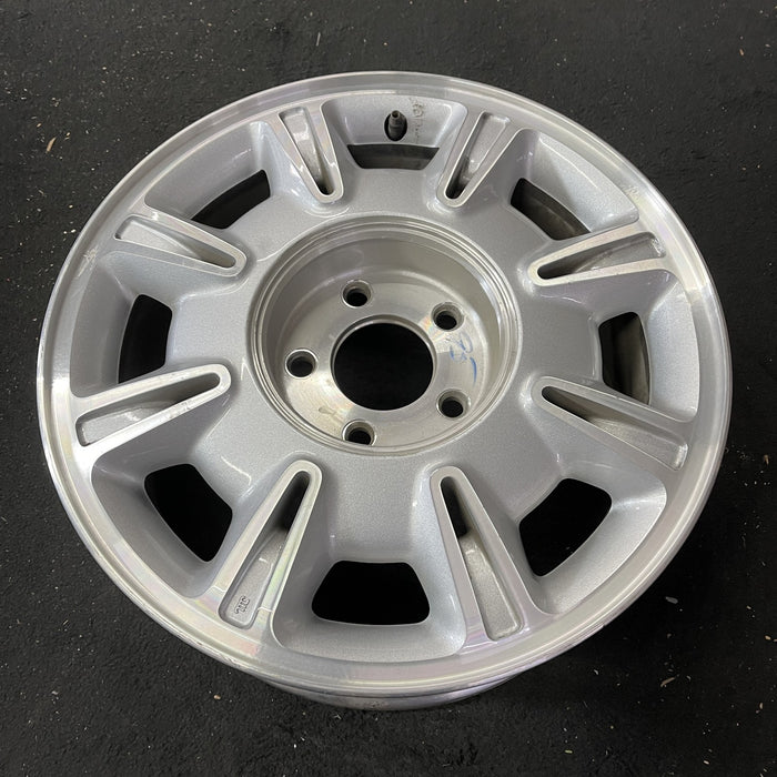 16" ELDORADO 95-96 16x7 , 8 slot Original OEM Wheel Rim - Close-Up Detail