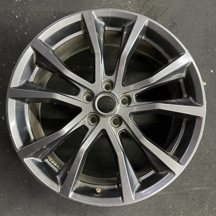 20" EXPLORER 17-19 20x8.5, , 10 spoke, , dark gray Original OEM Wheel Rim - Angle View