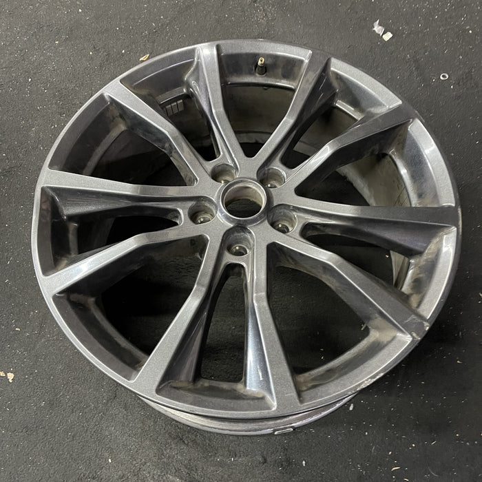 20" EXPLORER 17-19 20x8.5, , 10 spoke, , dark gray Original OEM Wheel Rim - Close-Up Detail