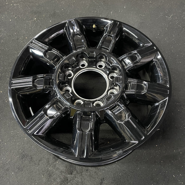 20" SIERRA 2500 PICKUP 24 20x8.5, 9 spoke Original OEM Wheel Rim - Close-Up Detail
