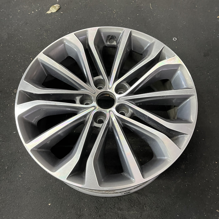 18" G80 17 18x8 Original OEM Wheel Rim - Close-Up Detail