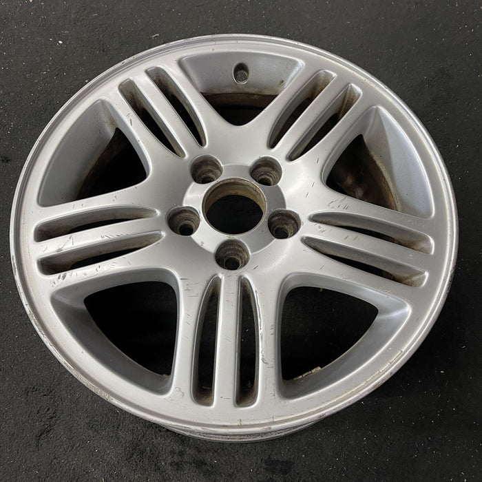 16" VOLVO 60 SERIES 05-07 16x7, alloy, 5 spoke, w/triple Original OEM Wheel Rim - Close-Up Detail